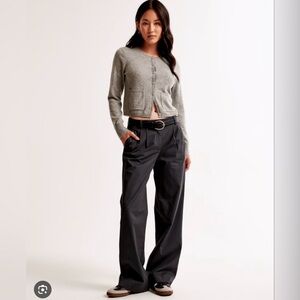 Abercrombie & Fitch Sloane Low Rise Tailored Twill Pant – Dark Grey